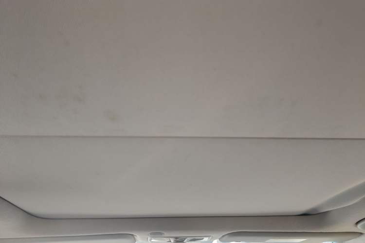 Used Hyundai Mistra 2019 1.8L Automatic Deluxe DLX Model China VI Standard Headliner