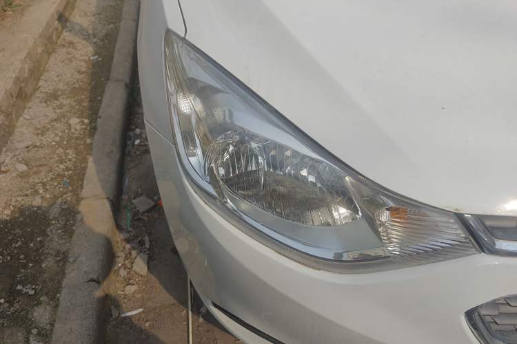 Used Chevrolet Sail 2015 Sail 3 1.5L Manual with Ideal Sunroof Edition