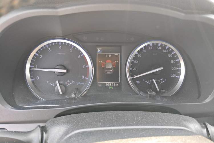 Used Toyota Highlander 2018 2.0T Four-Wheel Drive Luxury Version 7 Seats China VI Standard Instrument Cluster