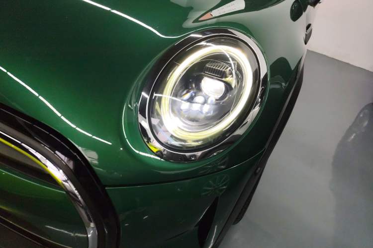 Used MINI 2022 1.5T COOPER Classic Edition