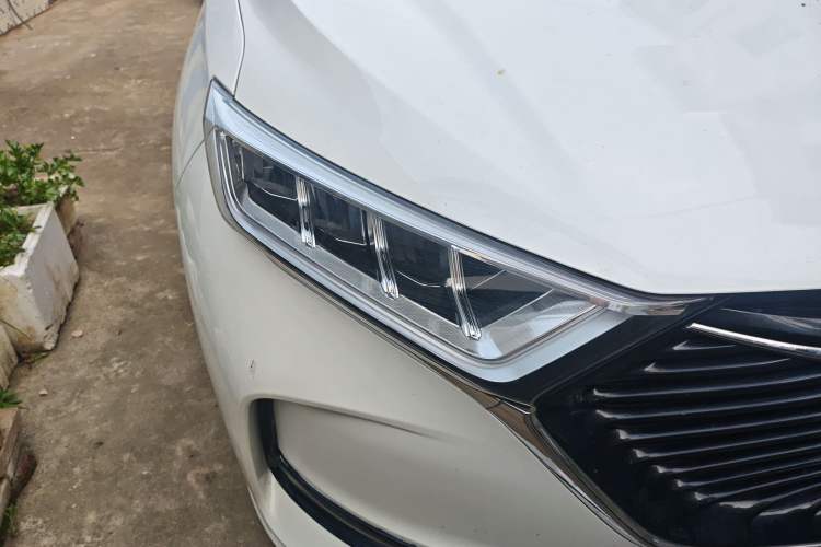 Used CHANGAN OSHAN X7 2020 1.5T Automatic Luxury Version