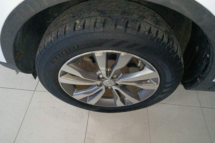 Used Geely Auto Emgrand X7 Sport 2016 1.8TD Automatic ZhiZun Version
