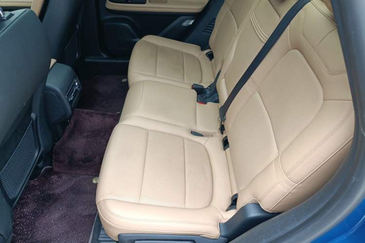 Used Lincoln Corsair 2020 2.0T Two-Wheel Drive Luxury Edition Left Rear Seat