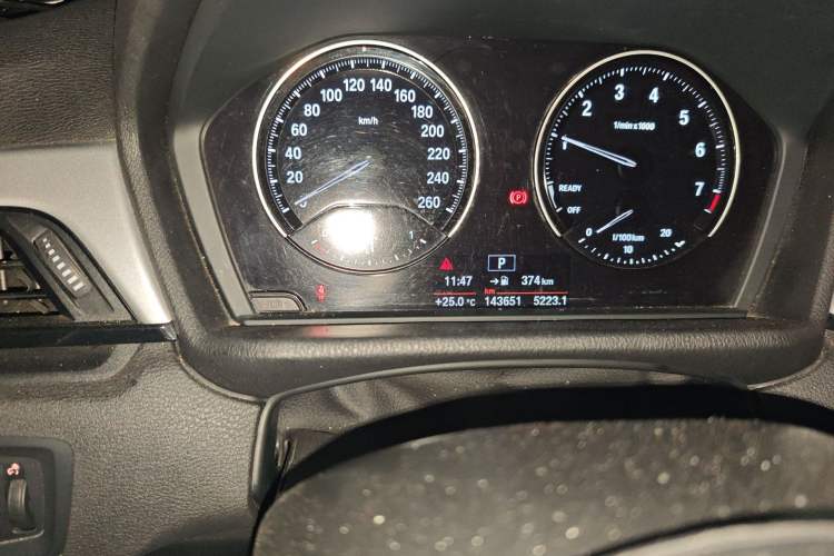 Used BMW X1 2019 sDrive18Li Fashion Model Odometer Close Up