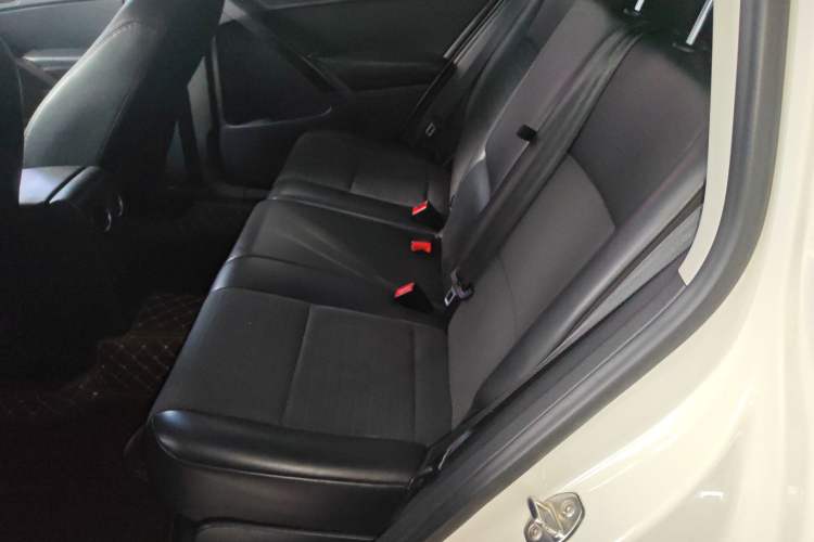 Used Volkswagen Tiguan 2015 1.8TSI Automatic Two-Wheel Drive Trend Edition Left Rear Seat