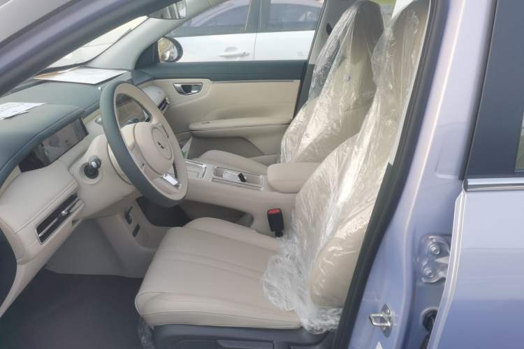 Used Wuling Bingo S 2025 Model 430km Deluxe Edition