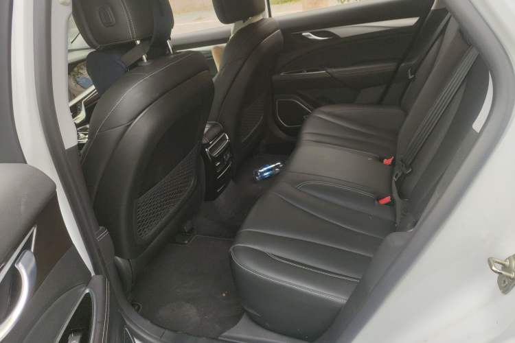 Used Geely Auto Emgrand GT New Energy 2018 1.5T PHEV Yaoxiang Edition Left Rear Seat