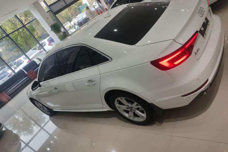 Used Audi A4L 2018 30th Anniversary Edition 40 TFSI Trendy Model
