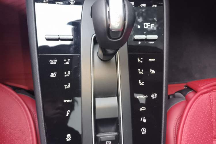 Used Porsche Macan 2023 Macan 2.0T