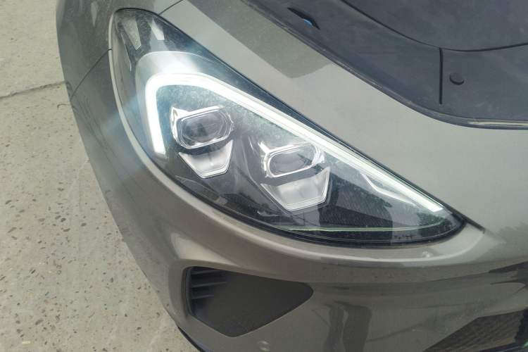 Used ARCFOX Alpha T 2021 600H Right Front Headlight