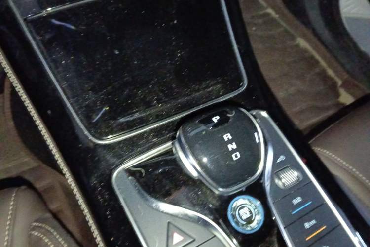 Used BYD Song MAX New Energy 2022 DM-i 105KM Flagship Model
