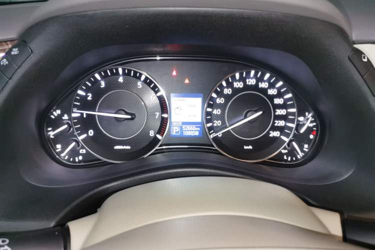 Used Nissan Patrol 2018 4.0L Automatic 7-Seater Middle East Version Instrument Cluster