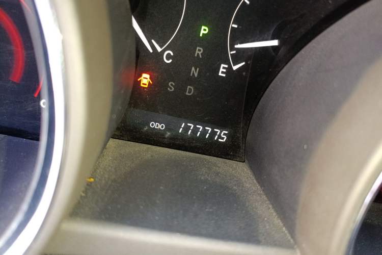 Used Toyota Highlander 2012 2.7L 2WD 5-Seater Elite Edition
