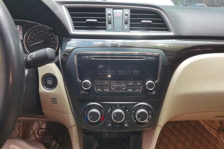 Used Suzuki Alivio 2015 1.6L Automatic Enjoyment Model
