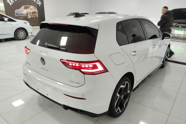 Used Volkswagen Golf 2025 300TSI R-Line