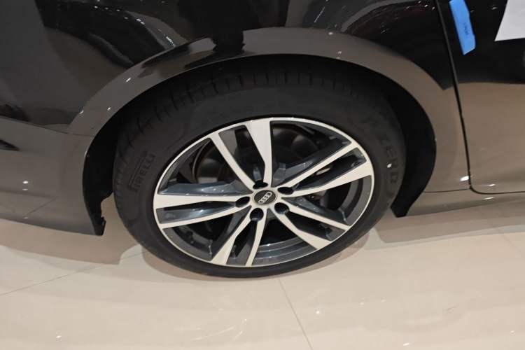 Used Audi A6L 2022 40 TFSI Luxury Dynamic Model
