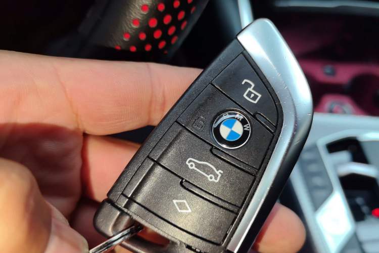 Used BMW 3 Series 2024 325Li M Sport Night Edition Package Vehicle Key