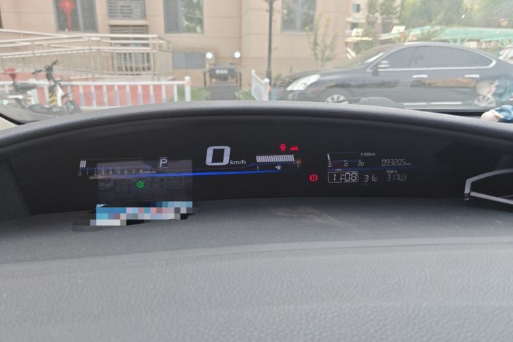 Used Honda Jade 2014 1.8L CVT Luxury Edition 5 seats