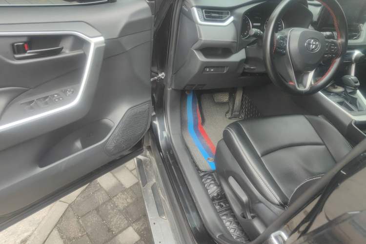 Used Toyota RAV4 2021 2.0L CVT Two-Wheel Drive Urban Edition