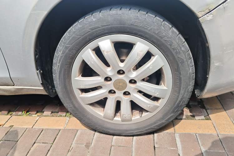 Used JAC Group Refine M2 2012 1.5L MT IKEA Luxury Edition Right Front Wheel Hub