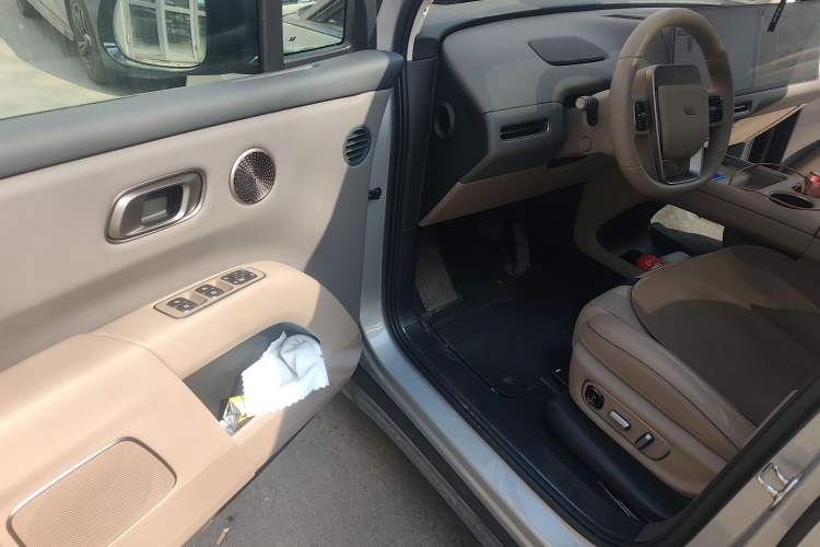 Used Li Auto Li Auto i8 2025 Model Standard Version