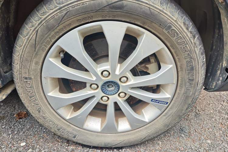 Used Haval H2s 2017 Blue Label 1.5T Manual Elite Model Right Front Wheel Hub