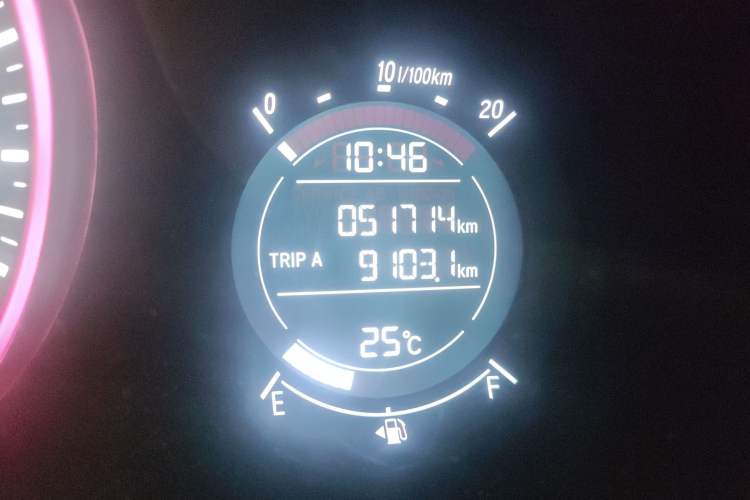 Used Honda Vezel 2017 1.8L CVT Front-Wheel Drive Pioneer Edition