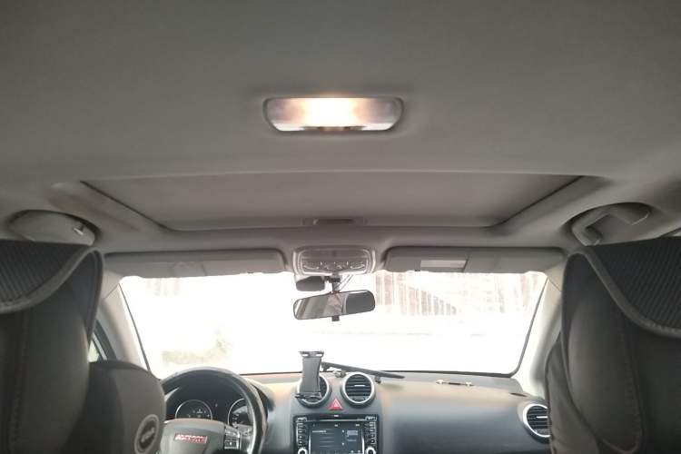 Used Haval H6 2015 Upgraded Model 1.5T Manual Two-Wheel Drive Elite Version