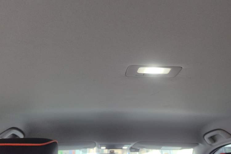 Used Honda Vezel 2023 1.5L CVT Elite Edition Headliner