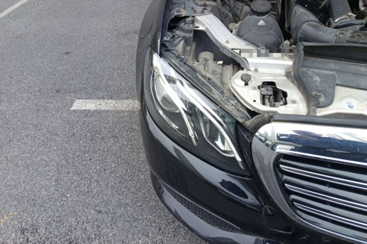 Used Mercedes-Benz E-Class 2016 E 300 L Stylish Model Right Front Headlight