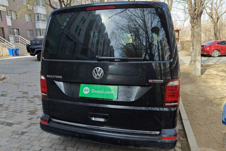 Used Volkswagen Multivan 2018 2.0 TSI Four-Wheel Drive Comfort Edition 7-Seater Rear