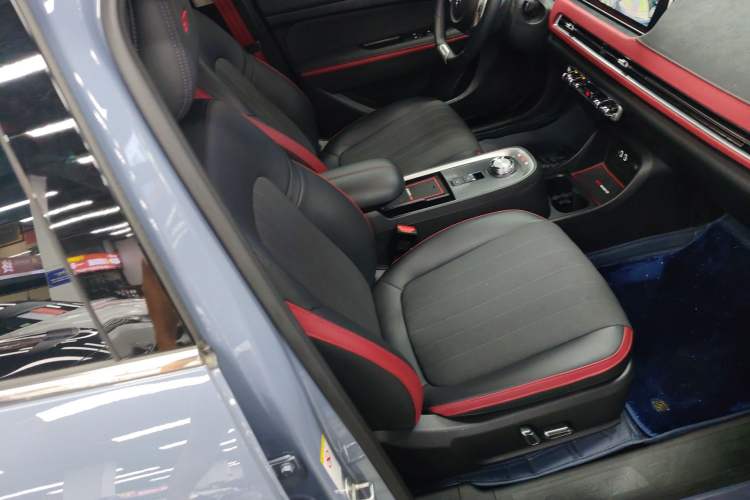 Used ORA Good Cat GT 2022 Mulan Edition 480km Long-Range续航 Right Front Seat