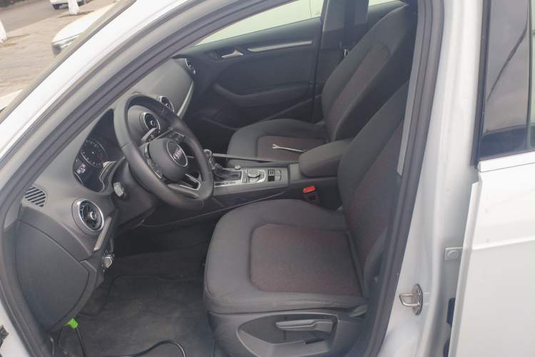 Used Audi A3 2018 30th Anniversary Edition Sportback 35 TFSI Ambition Model
