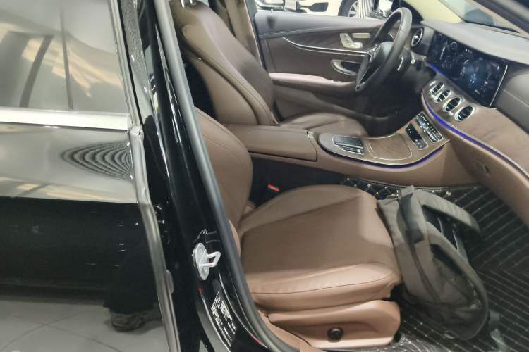 Used Mercedes-Benz E-Class 2021 E 300 L Stylish Model
