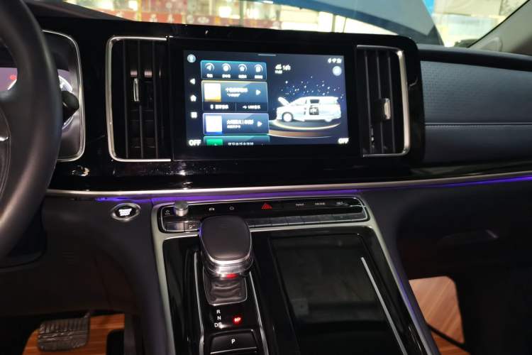 Used GAC Trumpchi M8 2021 Lingxiu Series 390T Deluxe Edition Audio And AC Panel