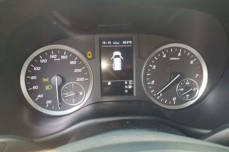 Used Mercedes-Benz Vito 2021 2.0T Business Version 7 Seats
