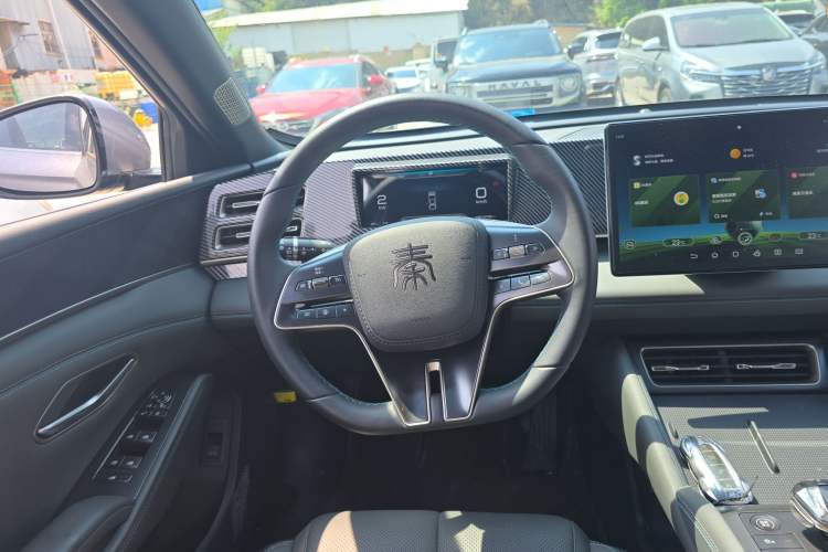 Used BYD Qin L 2024 DM-i 80KM Beyond Model Steering Wheel