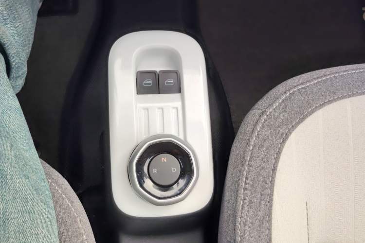 Used Geely Galaxy Panda 2025 210 km – Yuanqi Bear
