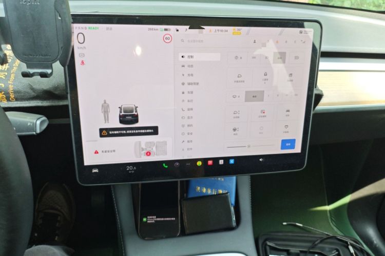 Used Tesla Model Y 2021 Long-Range All-Wheel-Drive Version 3D7
