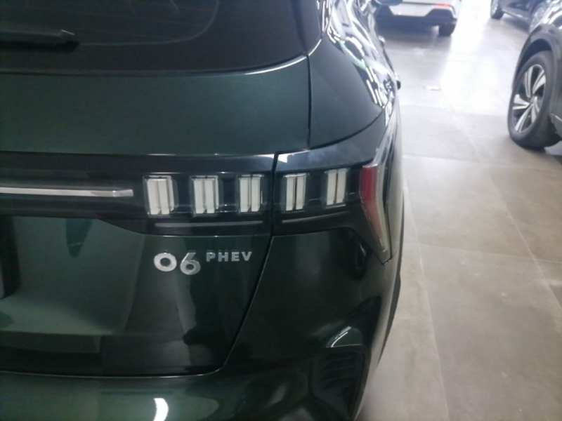 Used Lynk & Co 06 EM-P 2023 1.5T Remix PHEV Hero — 7