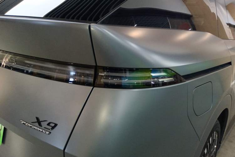 Used XPeng X9 2025 Starship Edition