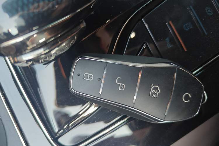 Used BYD Han 2023 DM-i Champion Edition 121KM Prestige Model
