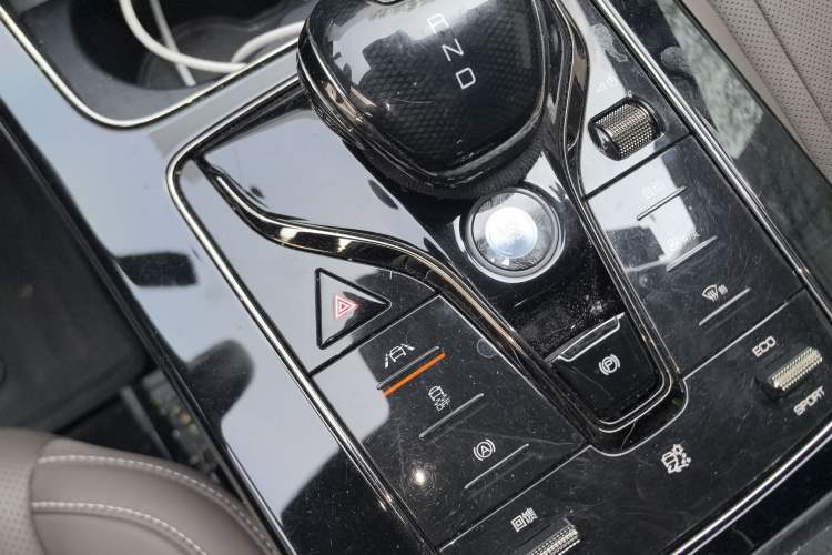 Used BYD Han 2020 EV Long-Range Luxury Model Gear Lever