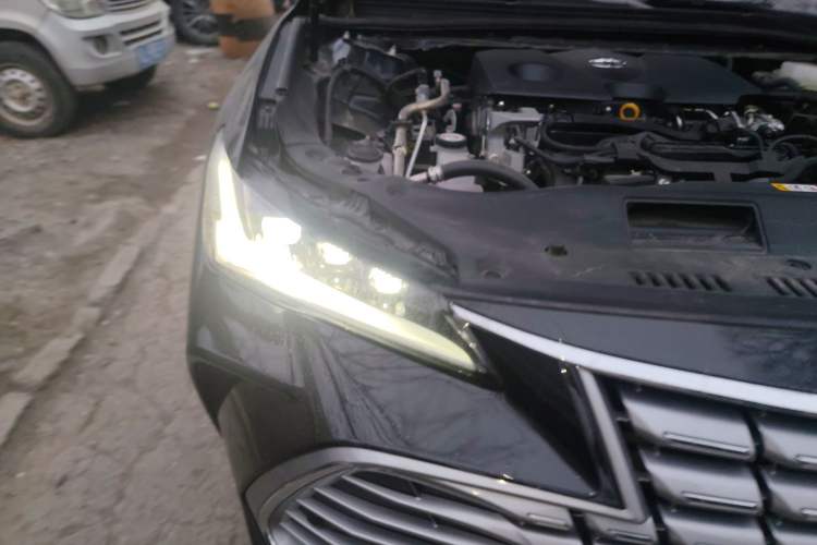 Used Toyota Avalon 2024 Dual-Motor 2.0L Luxury Edition
