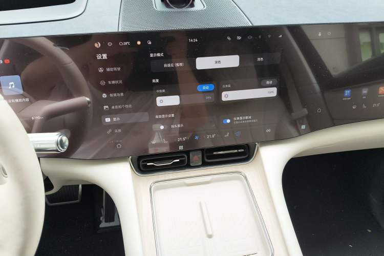 Used Hima AITO M8 2025 Extended-Range Max+ Version 53.4 kWh 5-Seater Edition
