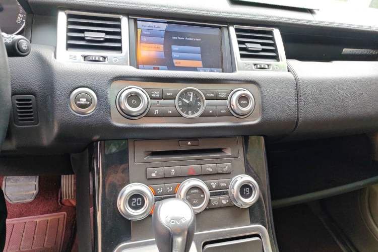 Used Land Rover Range Sport 2010 5.0 NA V8 HSE