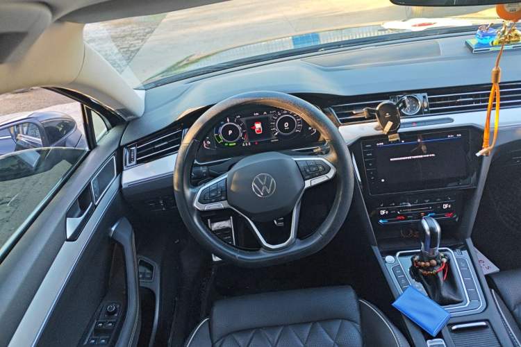 Used Volkswagen Magotan GTE Plug-in Hybrid 2022 GTE Luxury Model