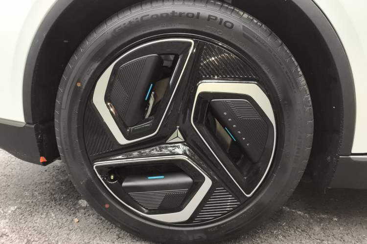 Used Deepal L07 2024 530 Max Qiankun Intelligent Driving ADS SE Pure Electric Version
