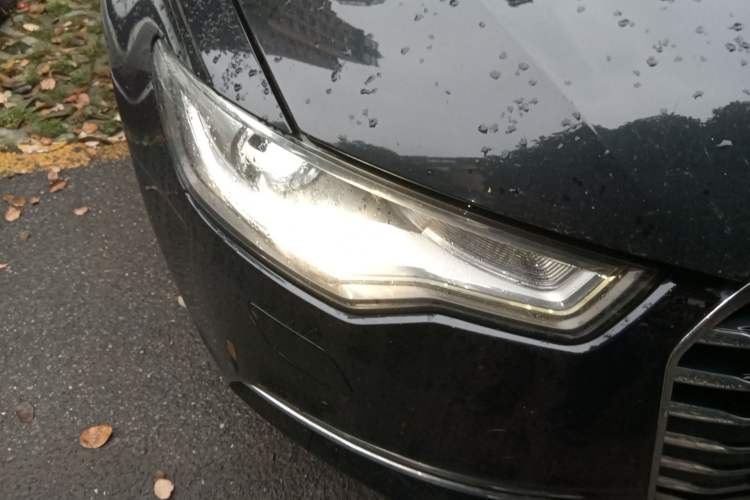 Used Audi A6L 2012 35 FSI Comfort Model Right Front Headlight