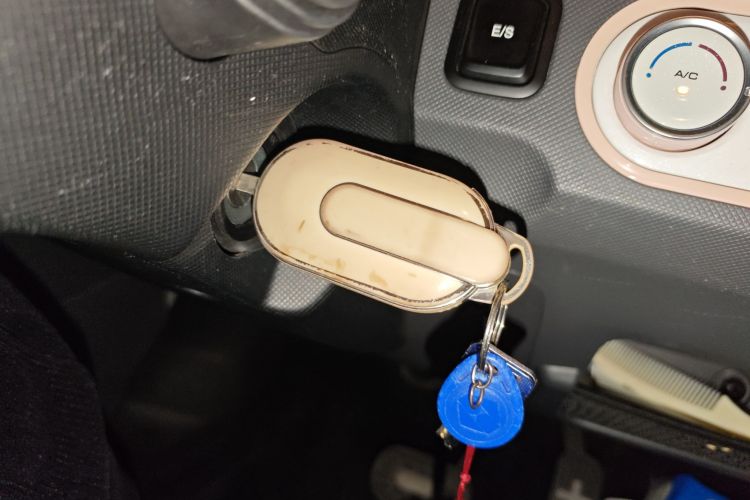 Used Wuling Hongguang MINIEV 2022 Macaron Premium Model – Lithium Iron Phosphate